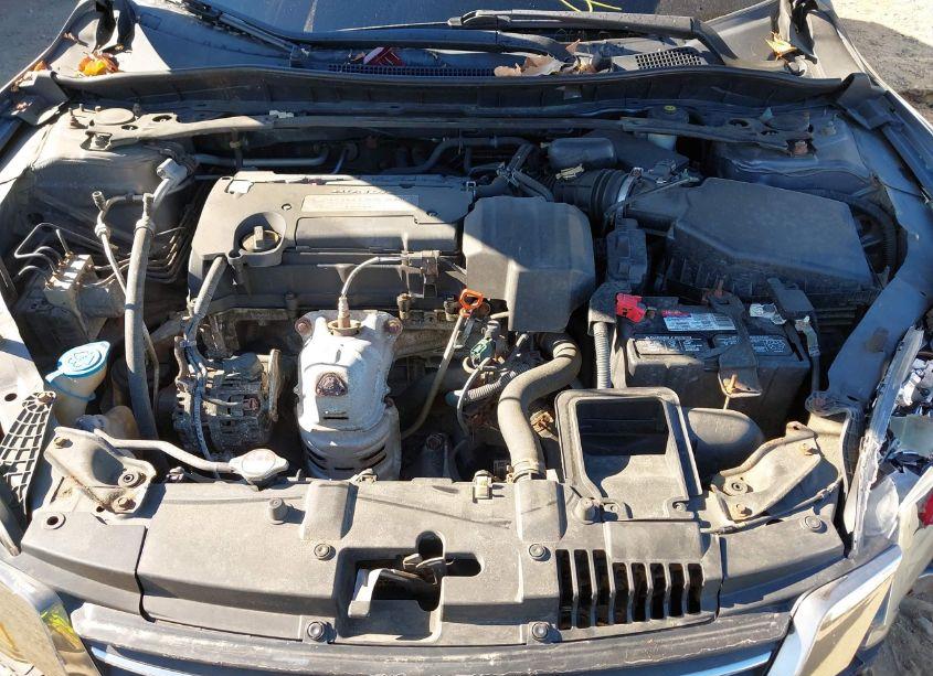 Photo 10 of 2013 Honda Accord EX (VIN 1HGCR2F72DA062388)