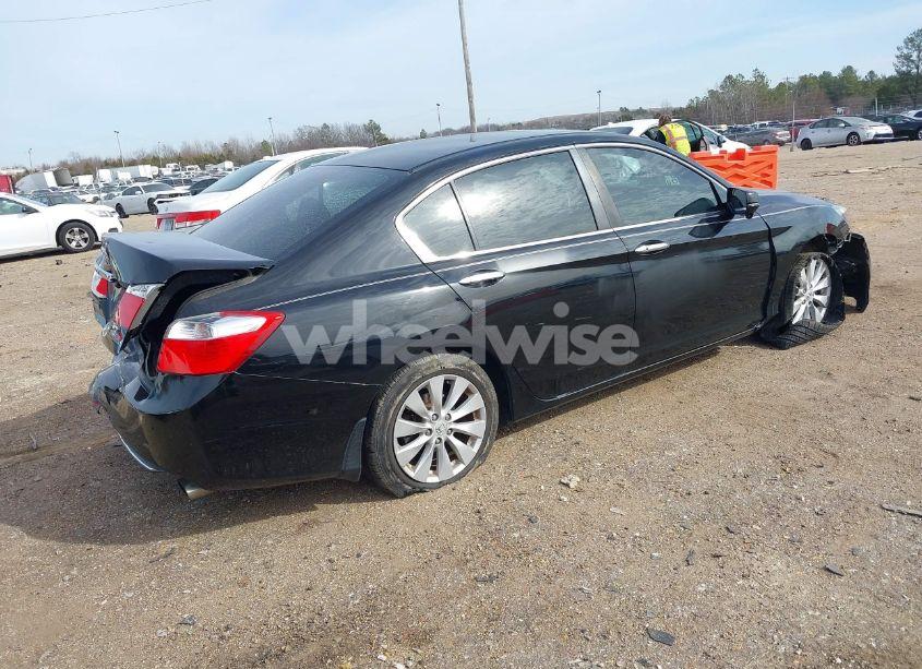 Photo 4 of 2013 Honda Accord EX (VIN 1HGCR2F72DA139695)