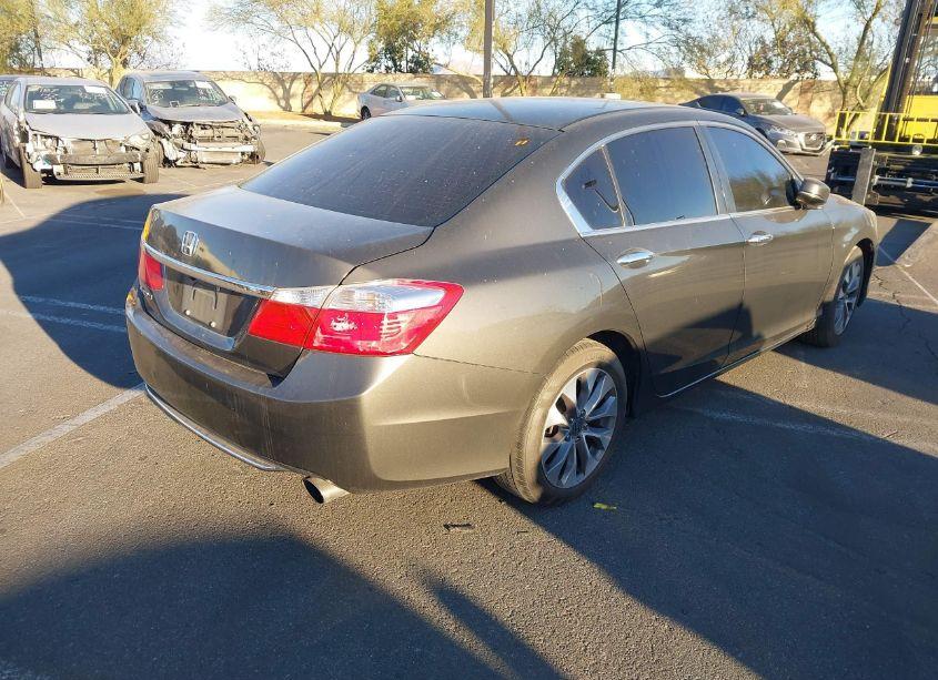 Photo 4 of 2013 Honda Accord EX (VIN 1HGCR2F72DA200480)