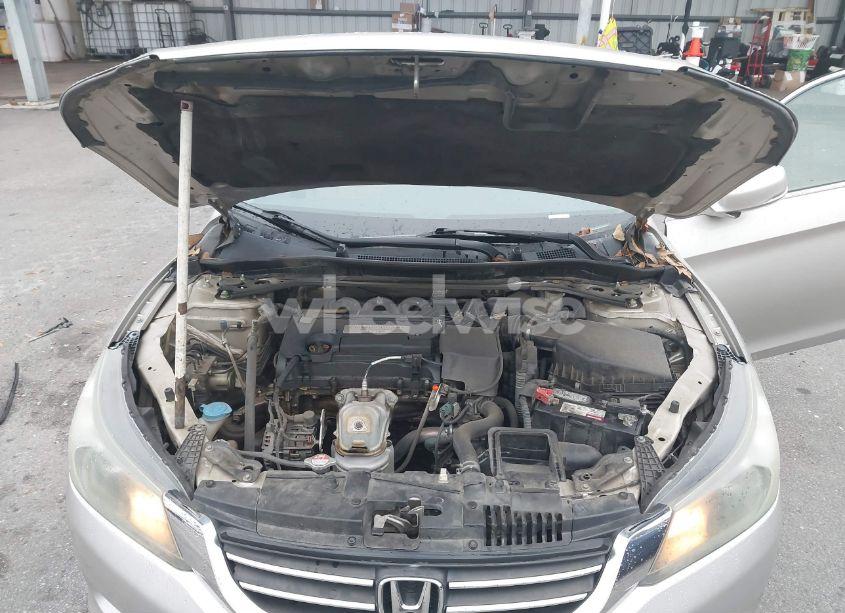 Photo 10 of 2014 Honda Accord EX (VIN 1HGCR2F72EA129640)