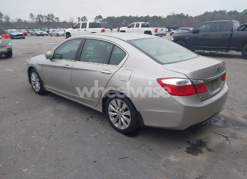 Photo 3 of 2014 Honda Accord EX (VIN 1HGCR2F72EA129640)