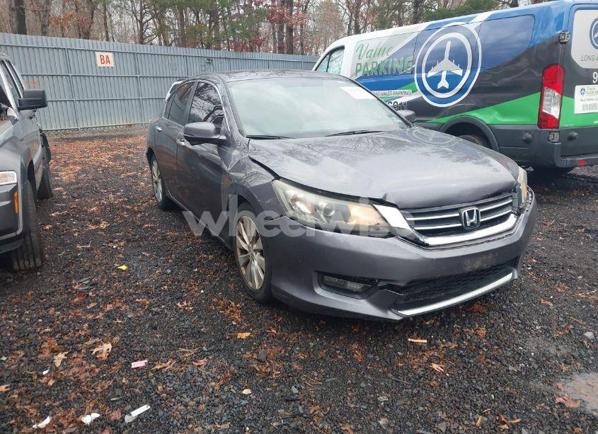 2015 Honda Accord EX (VIN 1HGCR2F72FA002873) main photo