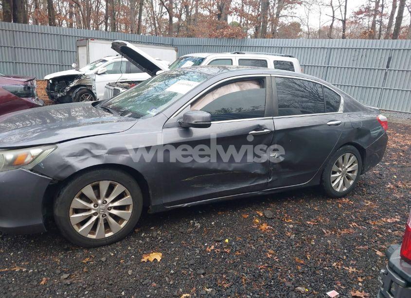 Photo 14 of 2015 Honda Accord EX (VIN 1HGCR2F72FA002873)