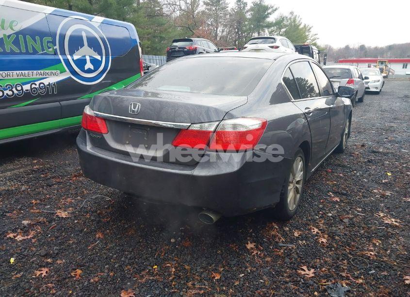 Photo 4 of 2015 Honda Accord EX (VIN 1HGCR2F72FA002873)