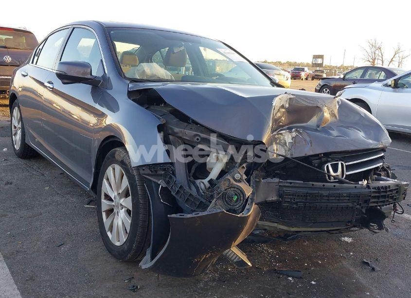 2015 Honda Accord EX (VIN 1HGCR2F72FA030267) main photo