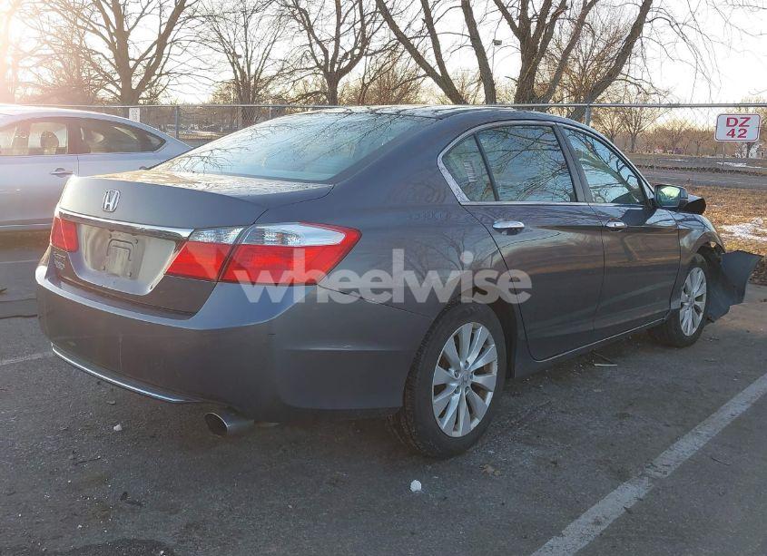 Photo 4 of 2015 Honda Accord EX (VIN 1HGCR2F72FA030267)