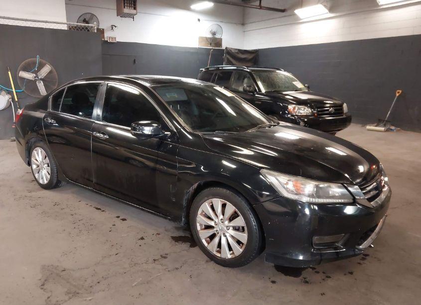 2015 Honda Accord EX (VIN 1HGCR2F72FA268958) main photo