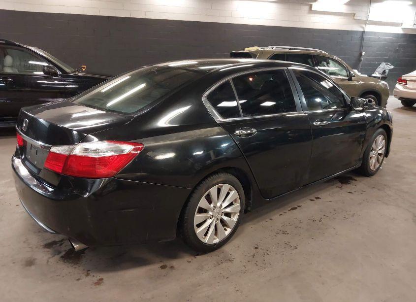 Photo 4 of 2015 Honda Accord EX (VIN 1HGCR2F72FA268958)