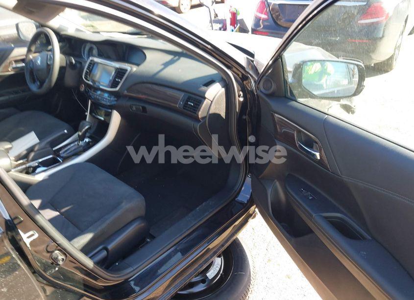 Photo 5 of 2016 Honda Accord EX (VIN 1HGCR2F72GA048642)