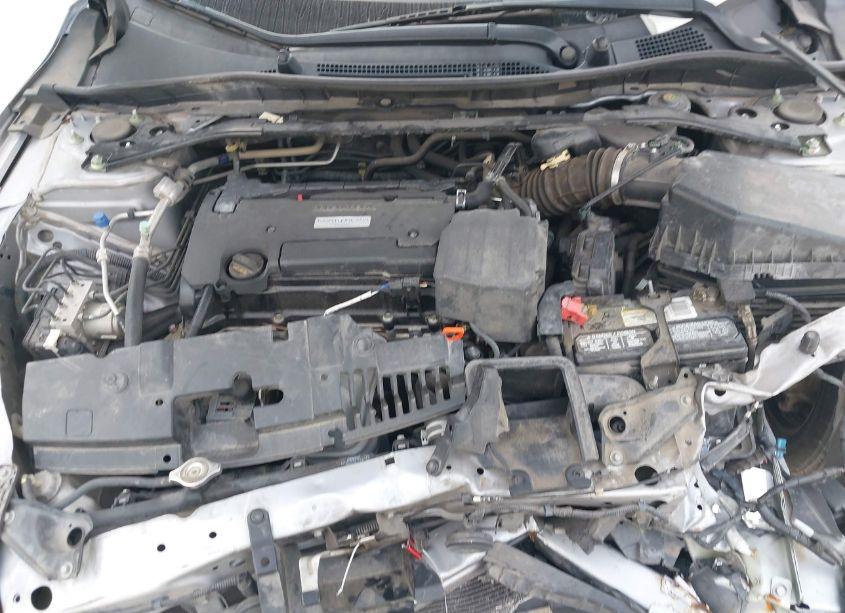 Photo 10 of 2016 Honda Accord EX (VIN 1HGCR2F72GA152967)