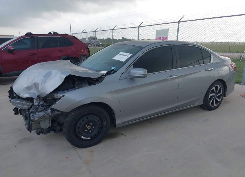 Photo 2 of 2016 Honda Accord EX (VIN 1HGCR2F72GA152967)