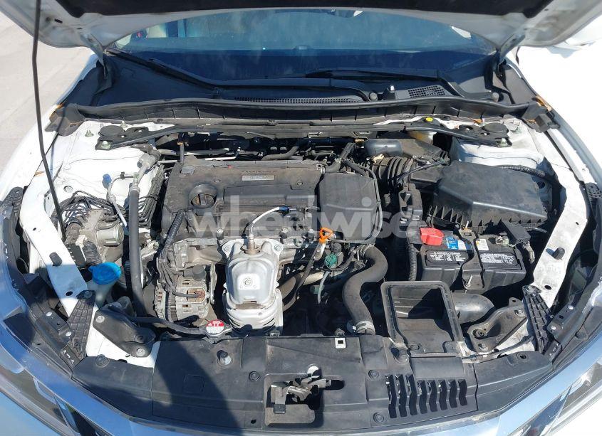 Photo 10 of 2016 Honda Accord EX (VIN 1HGCR2F72GA208650)