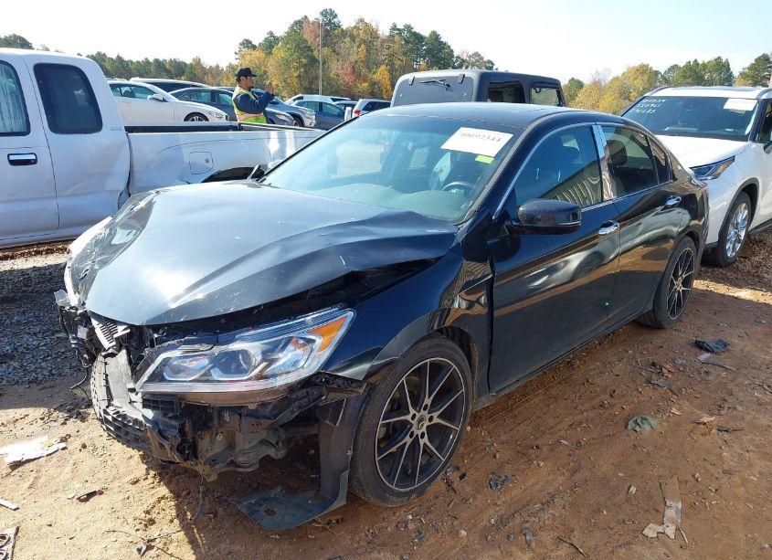 Photo 2 of 2017 Honda Accord EX (VIN 1HGCR2F72HA004335)