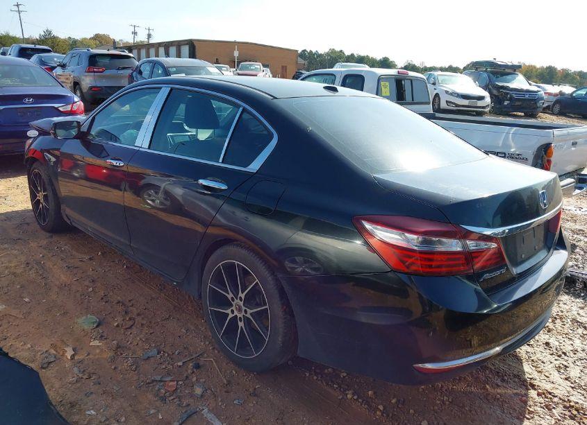 Photo 3 of 2017 Honda Accord EX (VIN 1HGCR2F72HA004335)