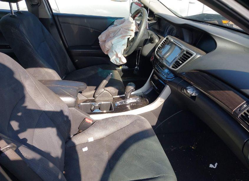 Photo 5 of 2017 Honda Accord EX (VIN 1HGCR2F72HA004335)