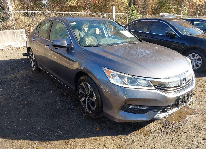 2017 Honda Accord EX (VIN 1HGCR2F72HA116309) main photo