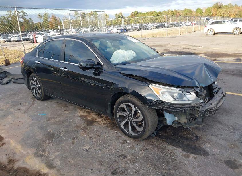 2017 Honda Accord EX (VIN 1HGCR2F72HA160035) main photo