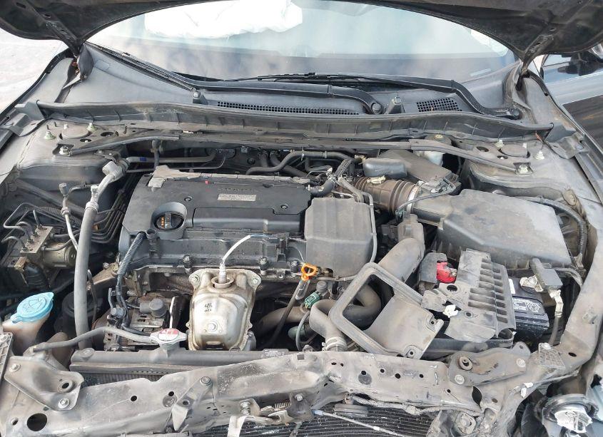 Photo 10 of 2017 Honda Accord EX (VIN 1HGCR2F72HA160035)