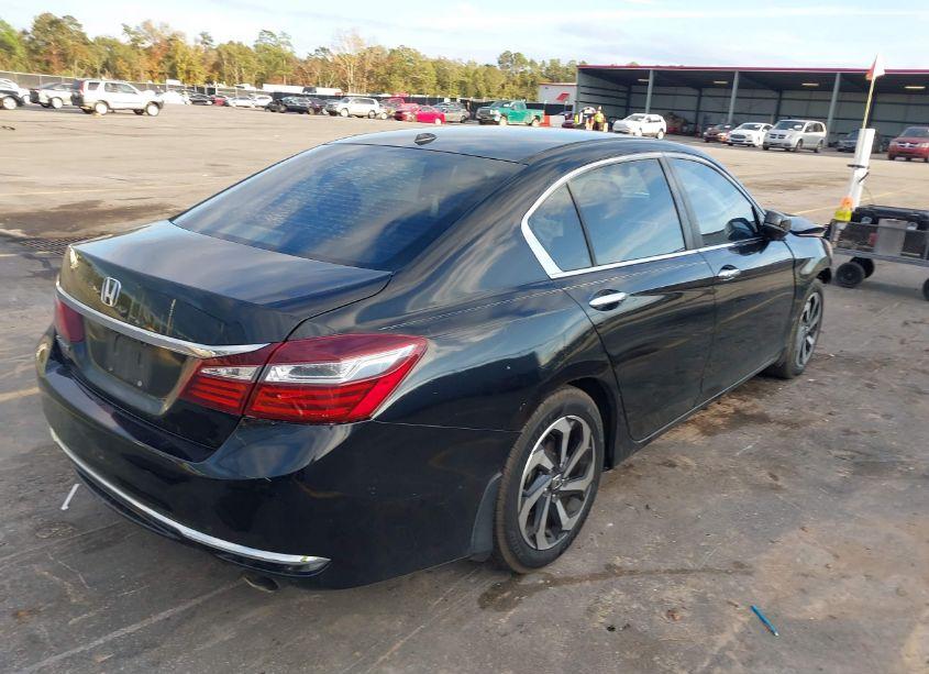 Photo 4 of 2017 Honda Accord EX (VIN 1HGCR2F72HA160035)