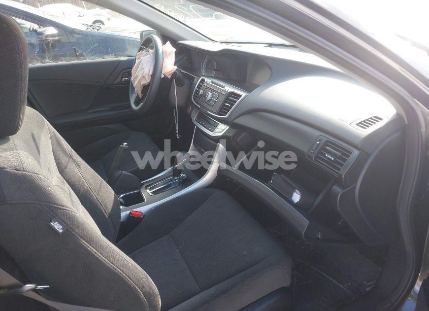 Photo 5 of 2013 Honda Accord EX (VIN 1HGCR2F73DA068961)