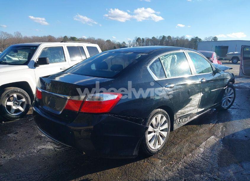 Photo 4 of 2013 Honda Accord EX (VIN 1HGCR2F73DA078129)