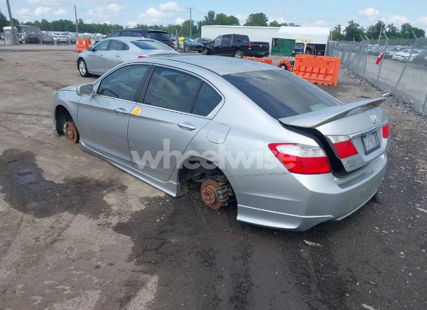 Photo 3 of 2013 Honda Accord EX (VIN 1HGCR2F73DA162760)