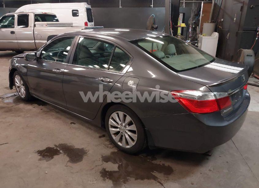 Photo 3 of 2013 Honda Accord EX (VIN 1HGCR2F73DA190333)