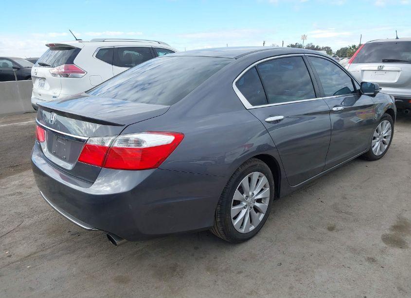 Photo 4 of 2013 Honda Accord EX (VIN 1HGCR2F73DA217580)