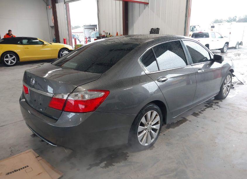 Photo 4 of 2013 Honda Accord EX (VIN 1HGCR2F73DA264415)