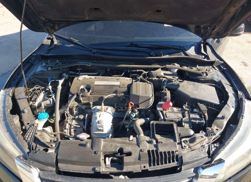 Photo 10 of 2015 Honda Accord EX (VIN 1HGCR2F73FA025725)