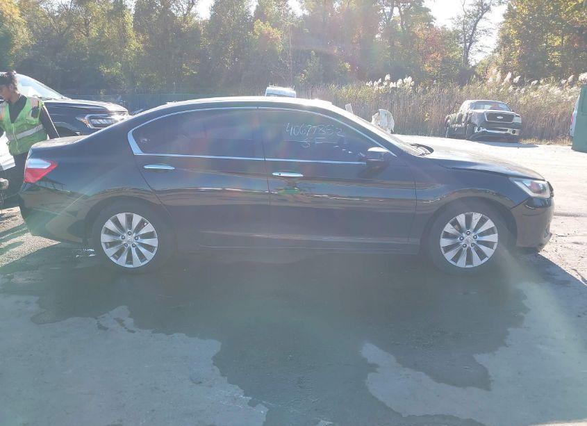 Photo 13 of 2015 Honda Accord EX (VIN 1HGCR2F73FA025725)