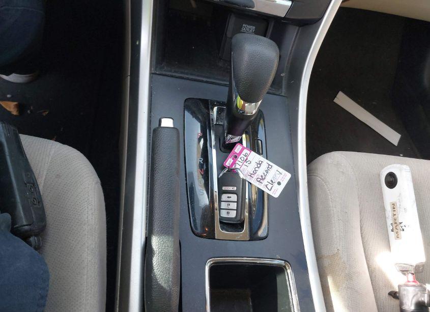 Photo 11 of 2015 Honda Accord EX (VIN 1HGCR2F73FA265745)