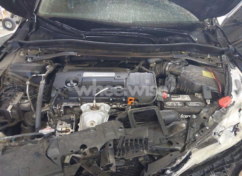 Photo 10 of 2016 Honda Accord EX (VIN 1HGCR2F73GA000339)