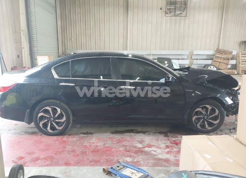 Photo 13 of 2016 Honda Accord EX (VIN 1HGCR2F73GA000339)