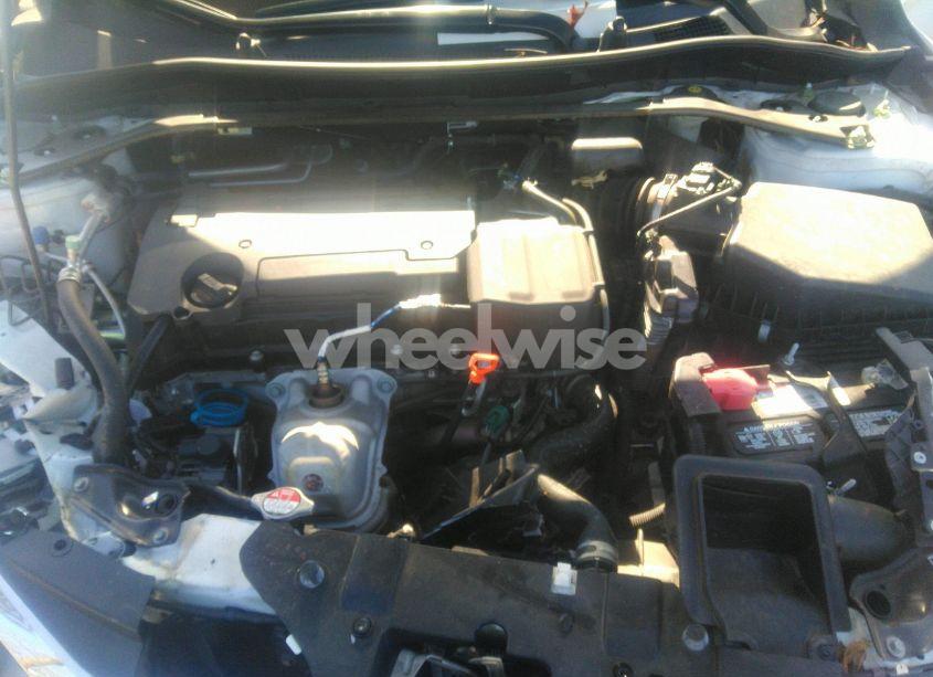 Photo 10 of 2016 Honda Accord EX (VIN 1HGCR2F73GA125003)