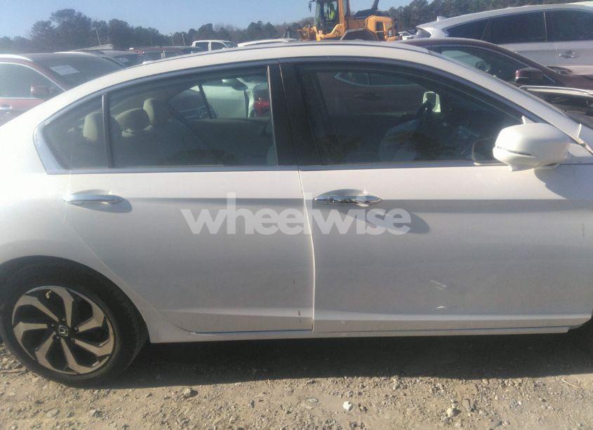 Photo 13 of 2016 Honda Accord EX (VIN 1HGCR2F73GA125003)