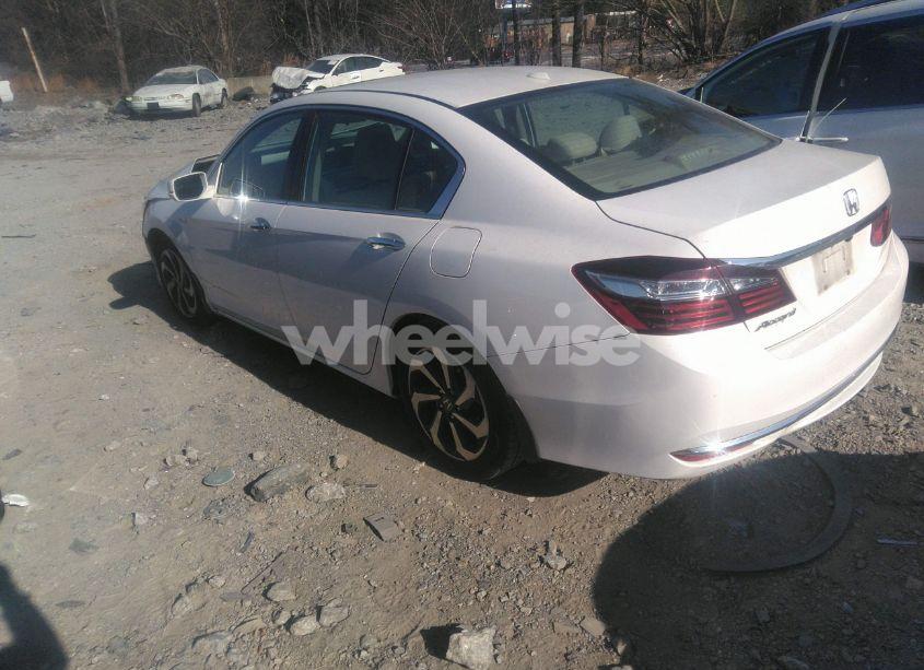 Photo 3 of 2016 Honda Accord EX (VIN 1HGCR2F73GA125003)