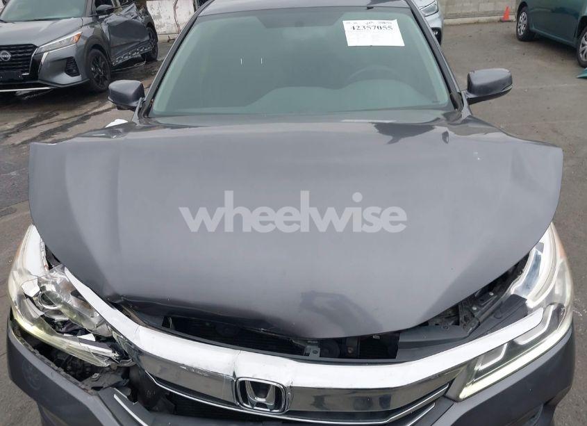 Photo 10 of 2017 Honda Accord EX (VIN 1HGCR2F73HA182450)