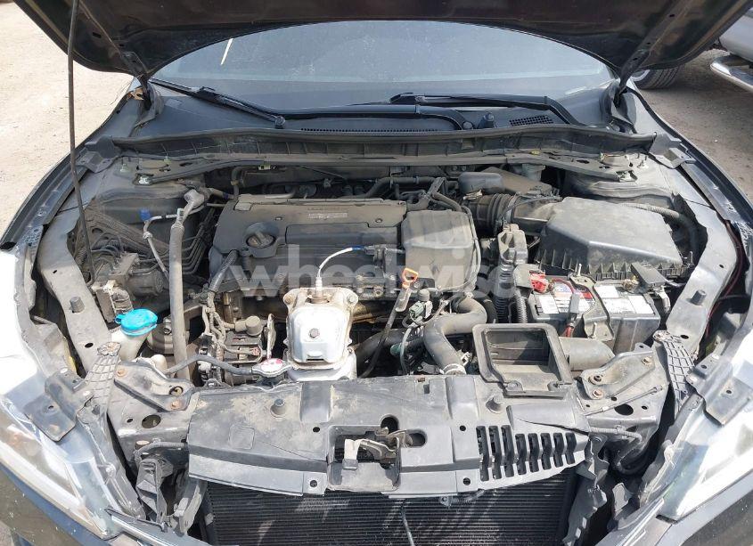 Photo 10 of 2017 Honda Accord EX (VIN 1HGCR2F73HA183968)