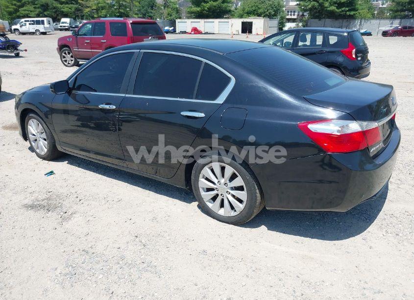Photo 3 of 2013 Honda Accord EX (VIN 1HGCR2F74DA259692)