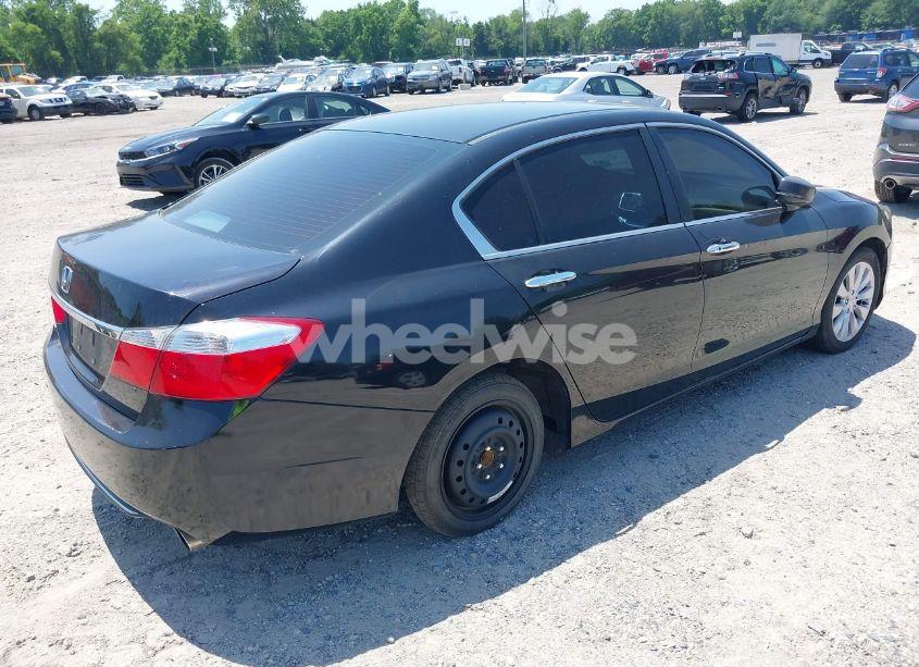 Photo 4 of 2013 Honda Accord EX (VIN 1HGCR2F74DA259692)