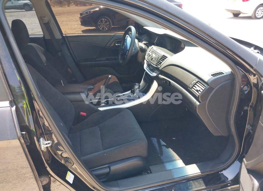 Photo 5 of 2013 Honda Accord EX (VIN 1HGCR2F74DA259692)