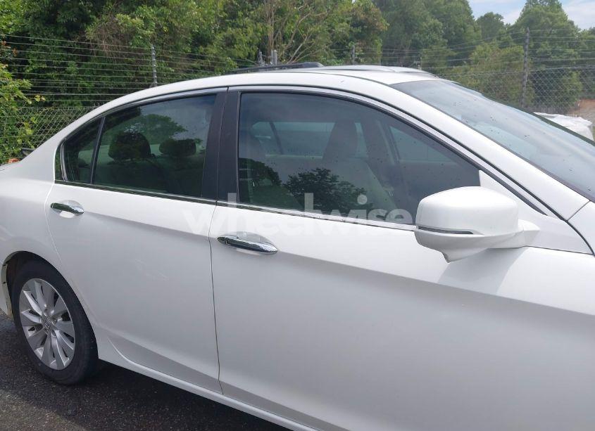 Photo 13 of 2015 Honda Accord EX (VIN 1HGCR2F74FA054750)