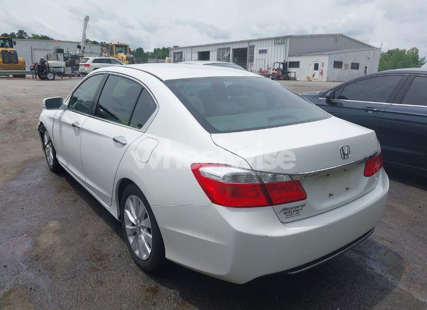 Photo 3 of 2015 Honda Accord EX (VIN 1HGCR2F74FA054750)