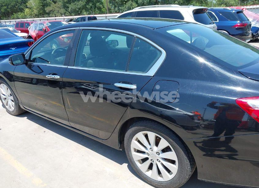Photo 17 of 2015 Honda Accord EX (VIN 1HGCR2F74FA178212)