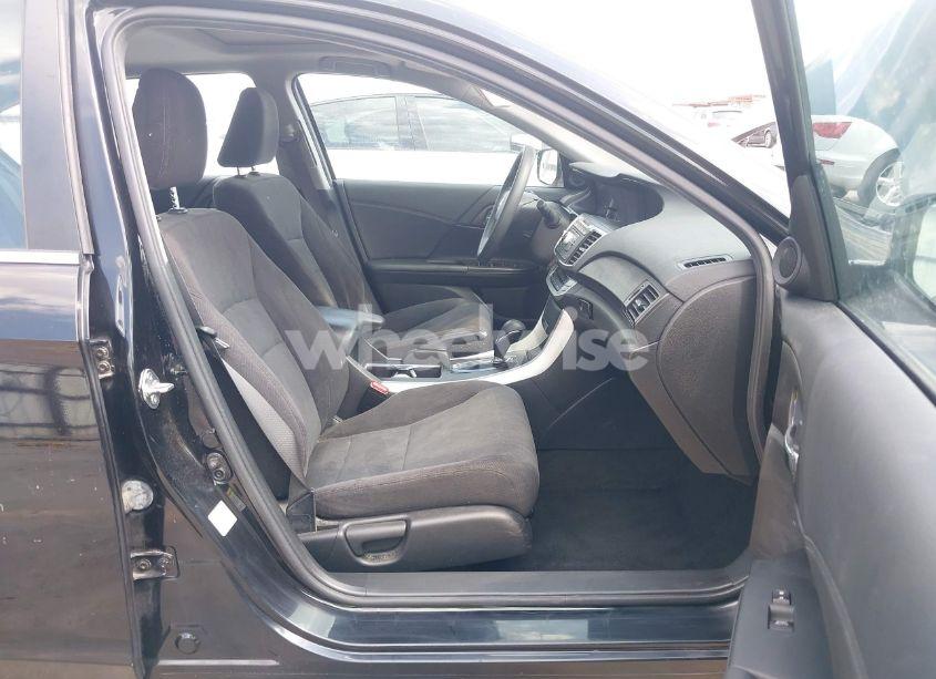 Photo 5 of 2015 Honda Accord EX (VIN 1HGCR2F74FA178212)