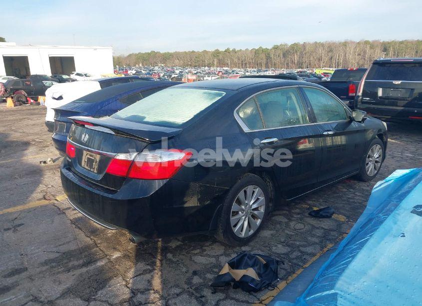 Photo 4 of 2015 Honda Accord EX (VIN 1HGCR2F74FA213850)