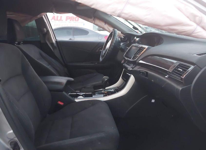 Photo 5 of 2016 Honda Accord EX (VIN 1HGCR2F74GA096952)