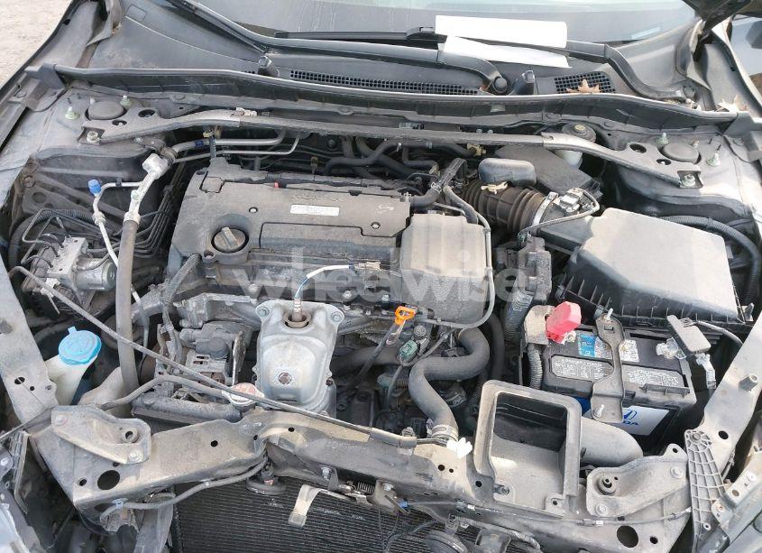 Photo 10 of 2016 Honda Accord EX (VIN 1HGCR2F74GA119825)