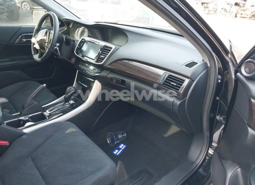 Photo 5 of 2016 Honda Accord EX (VIN 1HGCR2F74GA119825)